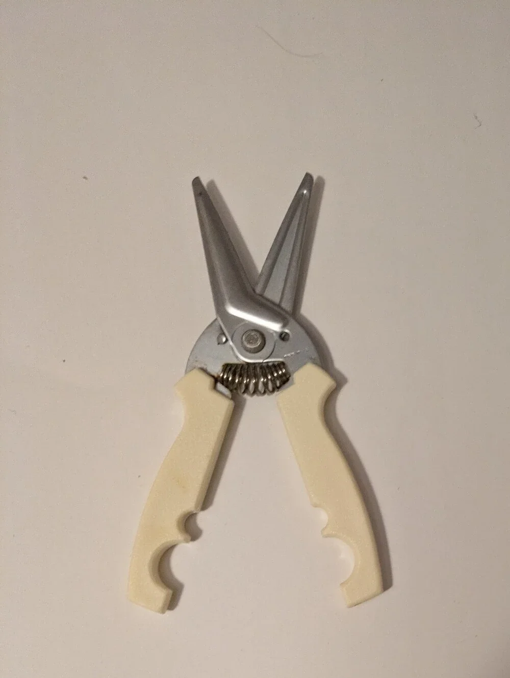 Kitchen Herb Stainless Steel Multi-Purpose Scissors Shears Cream Handles Vintage